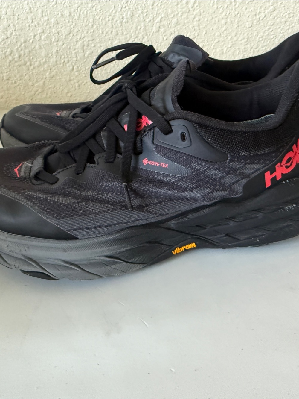 HOKA Women's Speedgoat 5 GTX Spike Gore-Tex Trail Shoe